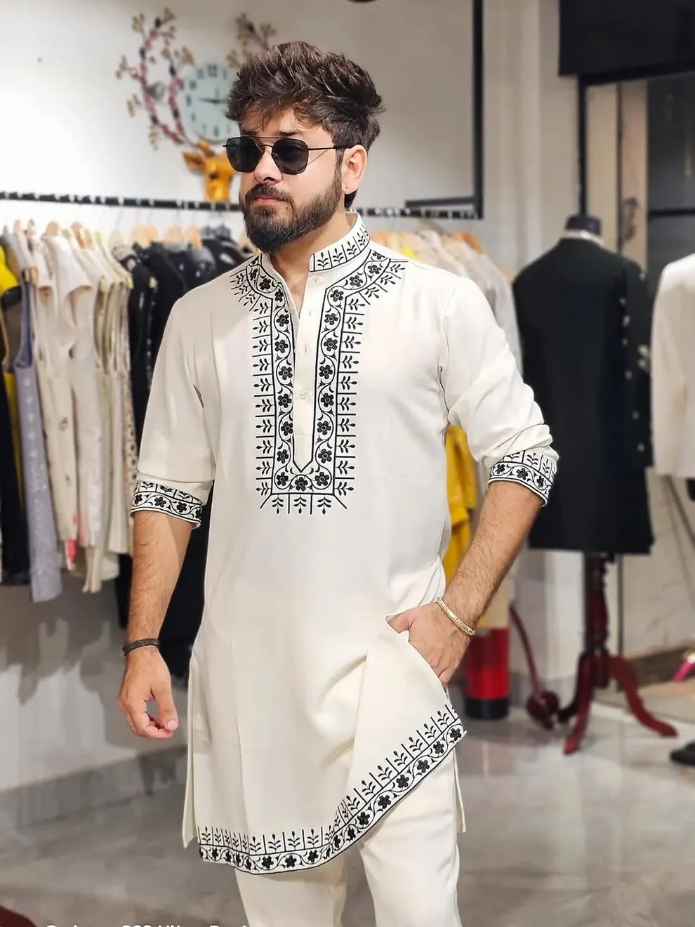 WHITE KURTA WITH BLACK THERD EMBROIDERED WORK KURTA PAJAMA