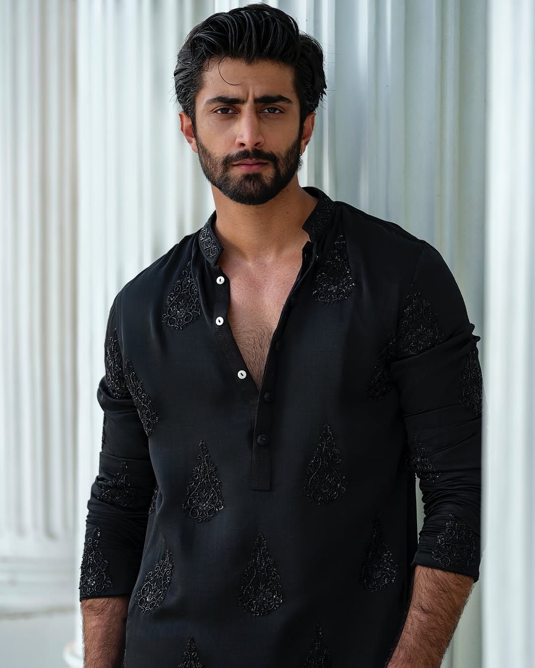 BLACK HEND WORK MOTIF EMBROIDERED KURTA WITH PAJAMA