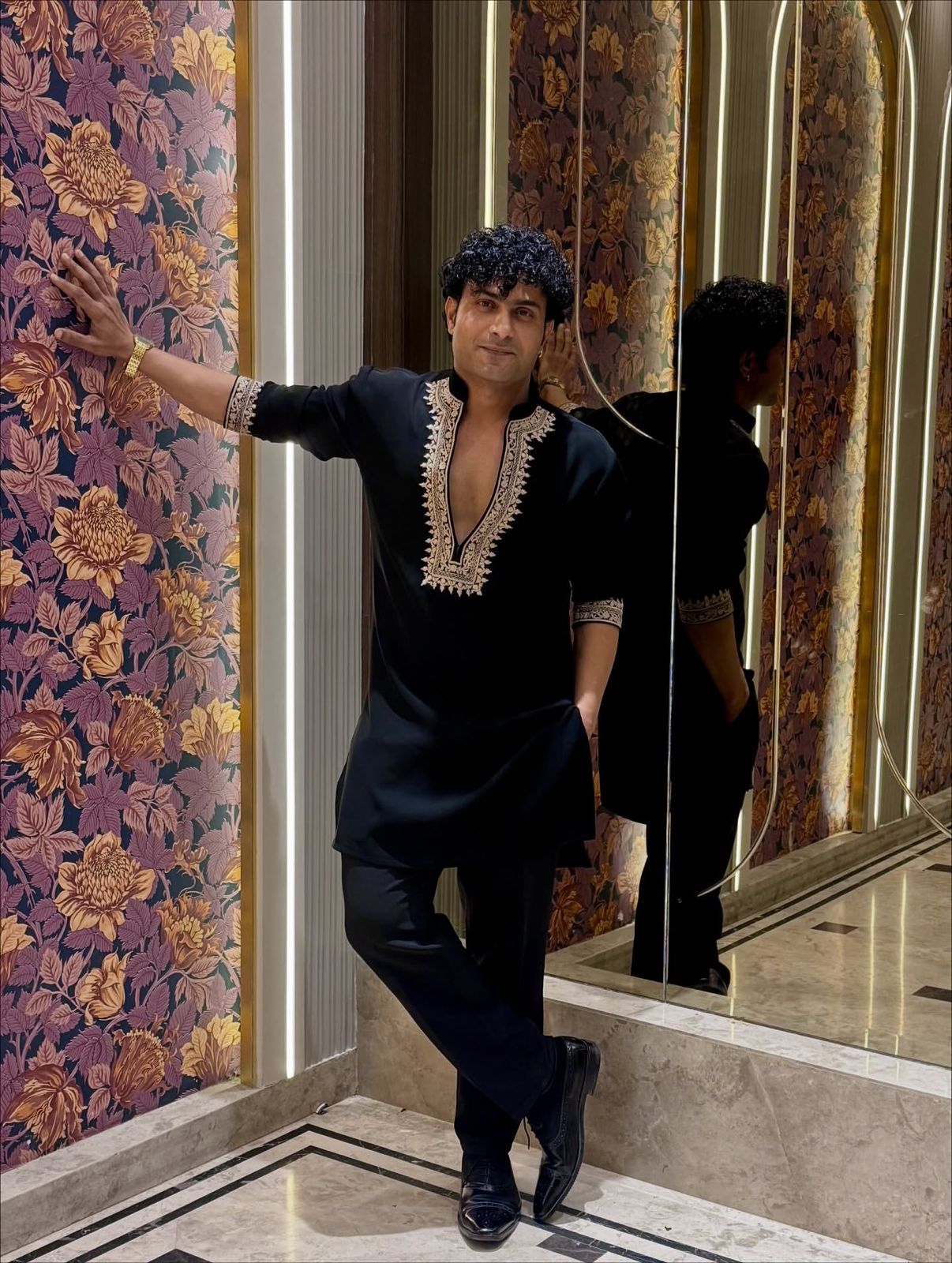 BLACK EMBROIDERED V NECK DESIGNER KURTA PAJAMA SET