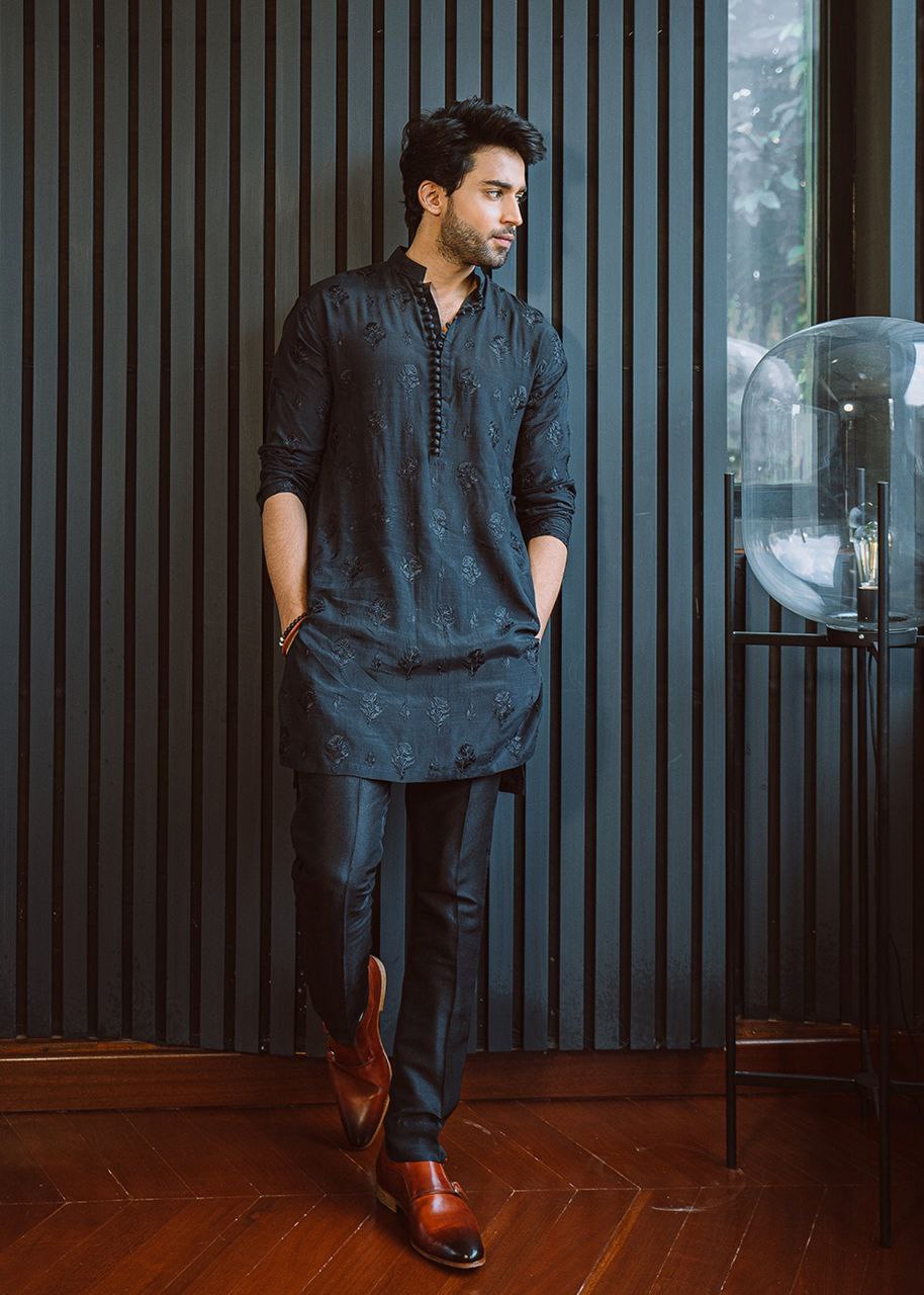 Celebrity Designer Embroidered Work Men's Kurta with Pajama