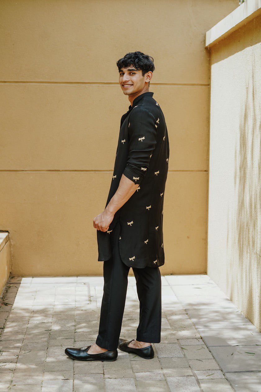 Black Dragon Fly Embroidered Work Men's Kurta with Pajama