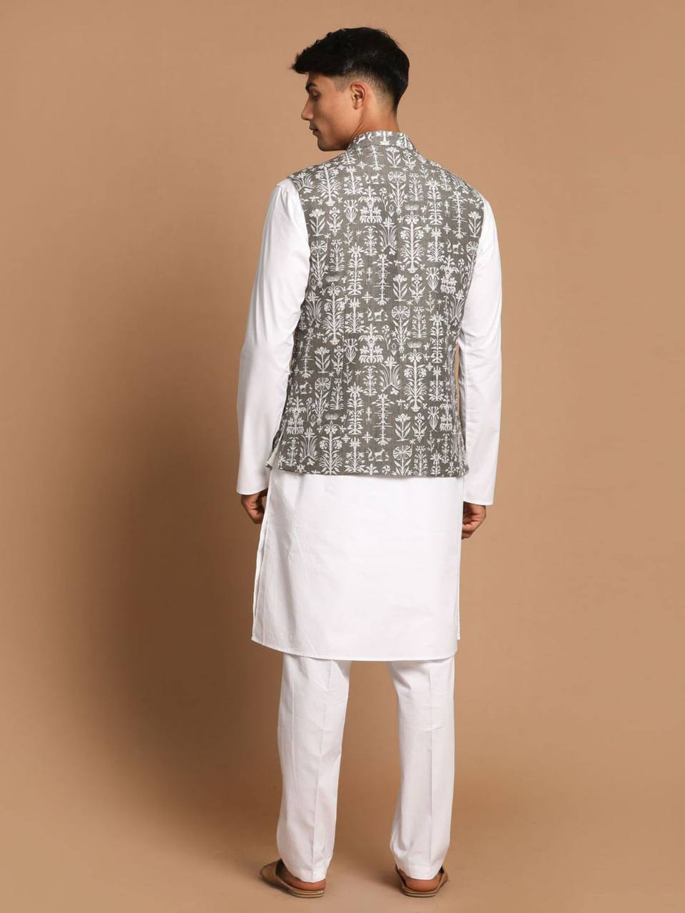 Riwaaz Kurta's Grey & White Printed Jacket And Kurta Set For Men's