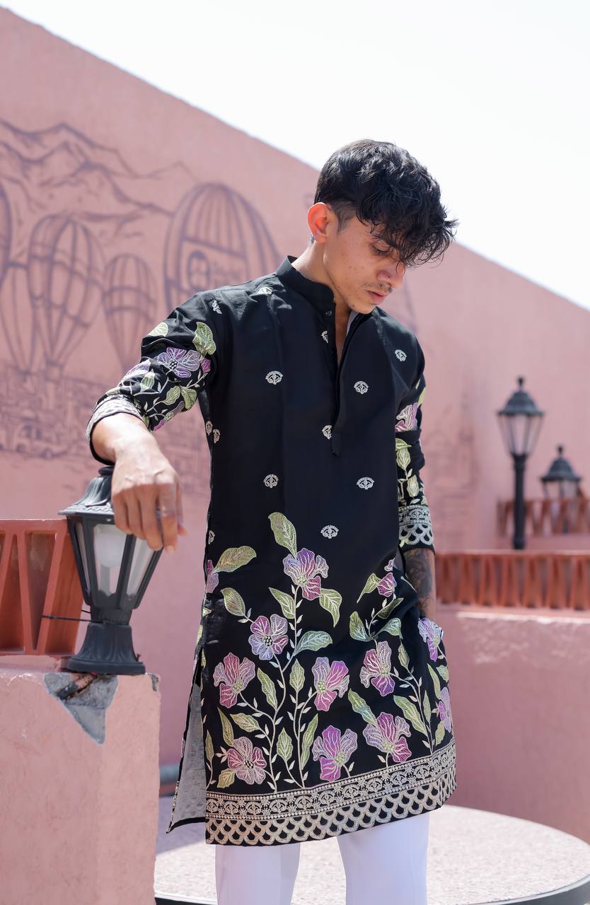 BLACK HEAVY FLORAL SEQUENCE EMBROIDERED KURTA WITH PAJAMA