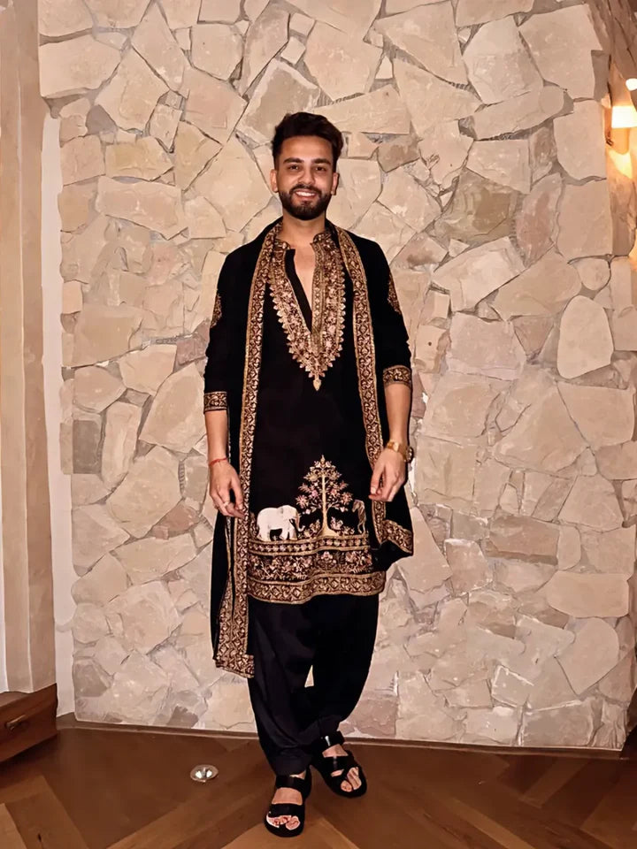 Elvish Yadav Adition Black kurta pant with dupatta
